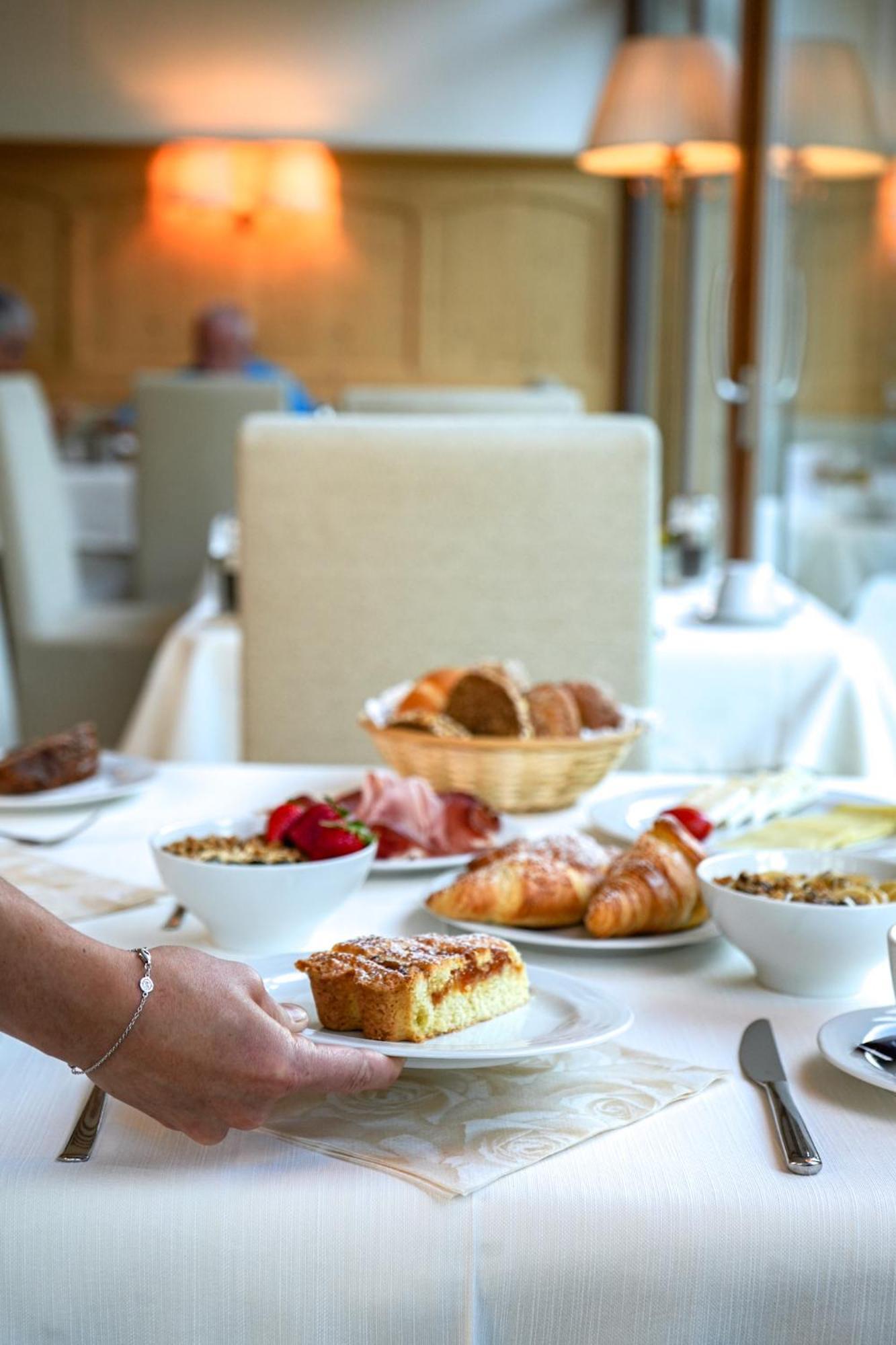 B&B Hotel Mirabel Ortisei Luaran gambar