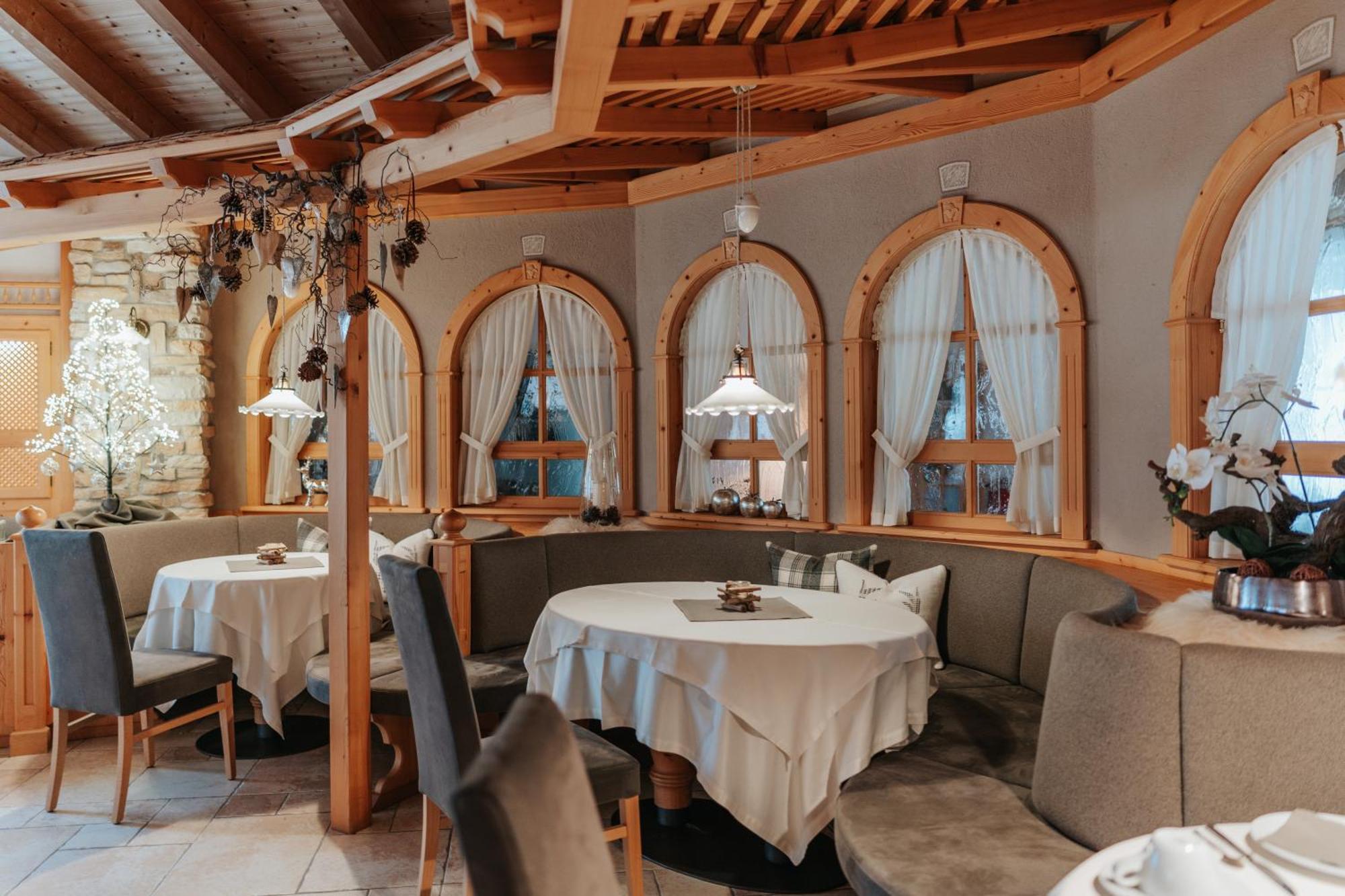 B&B Hotel Mirabel Ortisei Luaran gambar