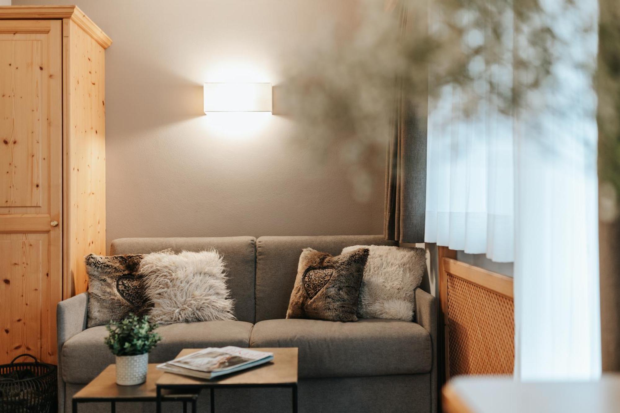 B&B Hotel Mirabel Ortisei Bilik gambar