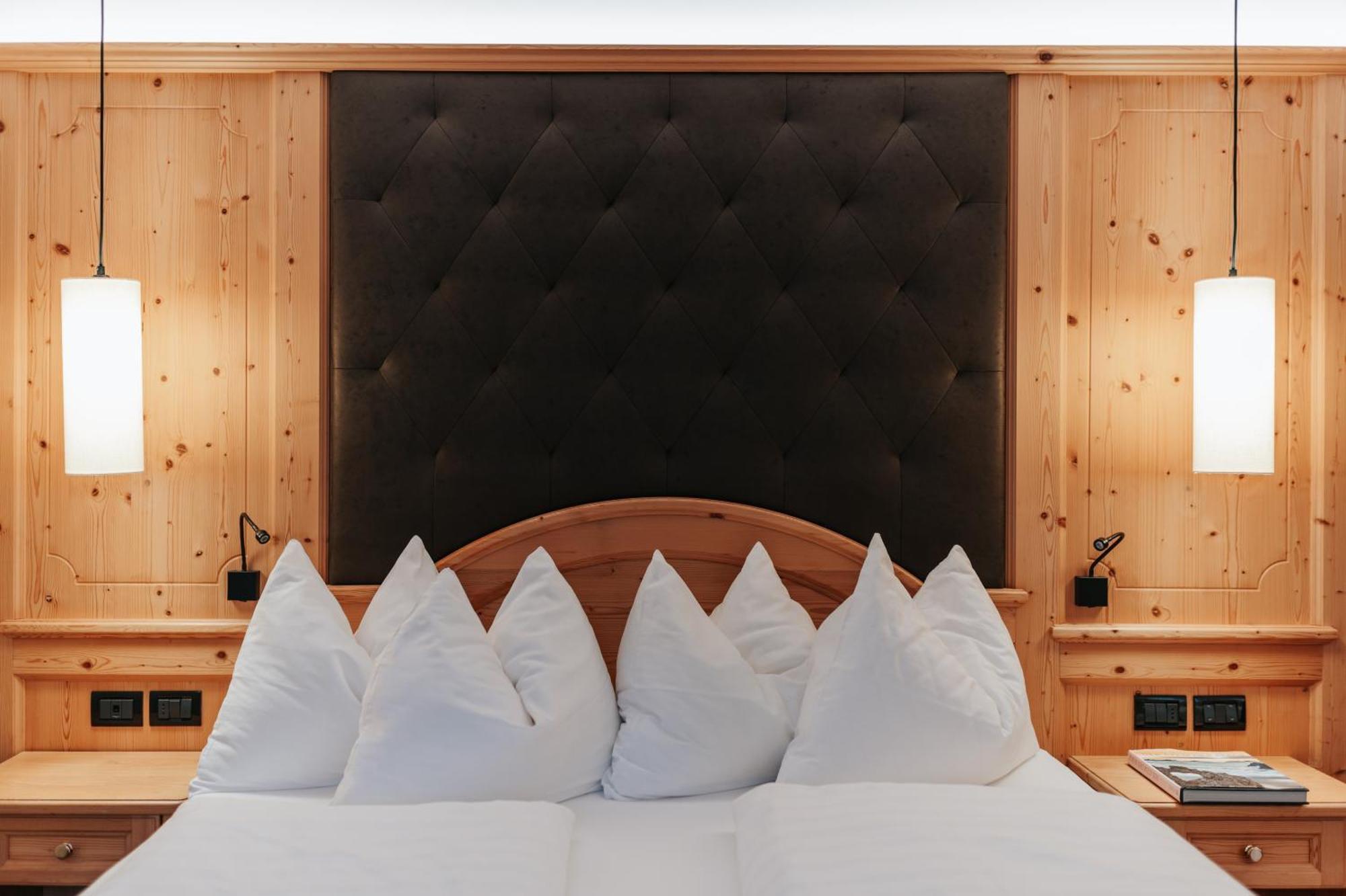 B&B Hotel Mirabel Ortisei Bilik gambar