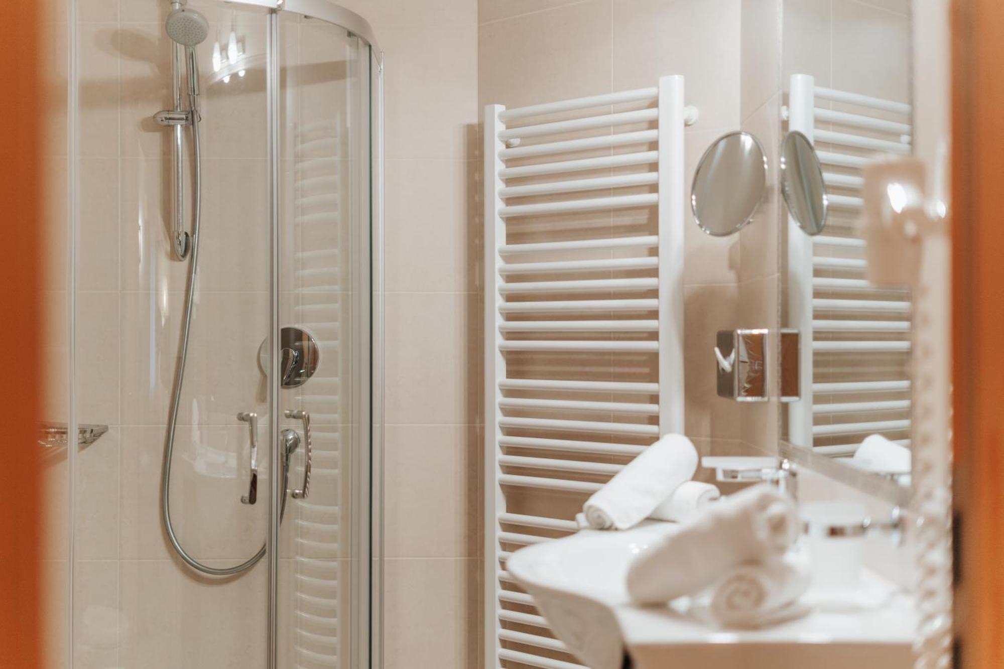 B&B Hotel Mirabel Ortisei Bilik gambar