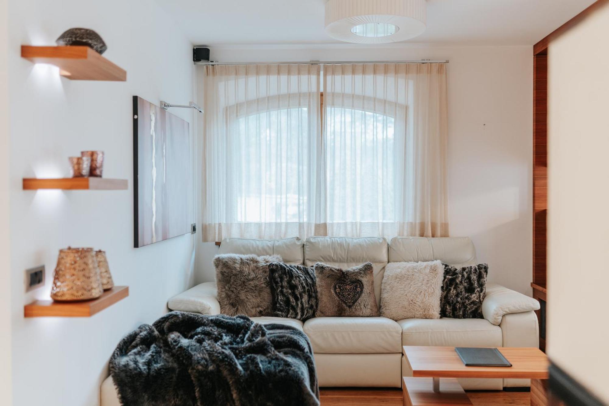 B&B Hotel Mirabel Ortisei Bilik gambar