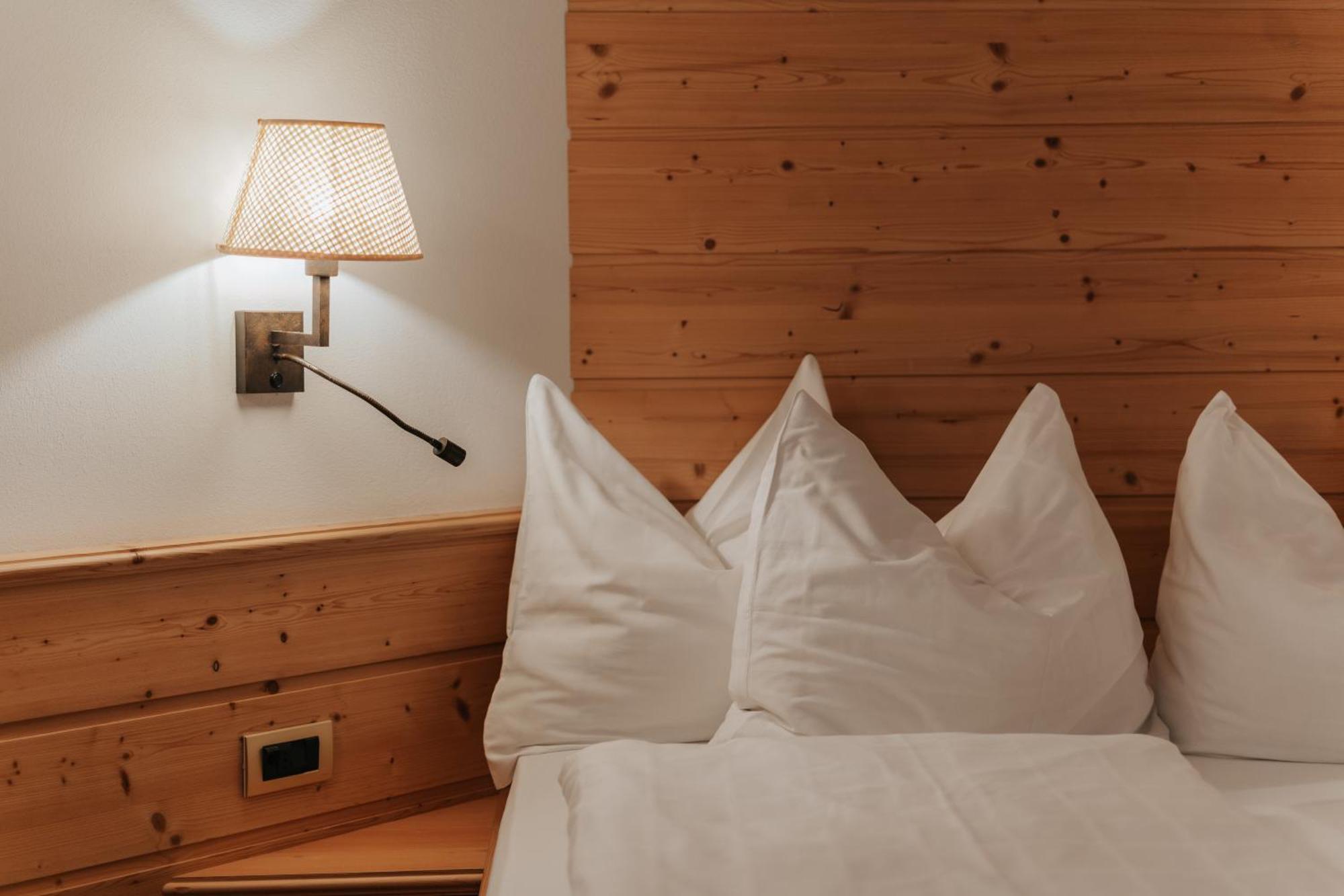 B&B Hotel Mirabel Ortisei Bilik gambar